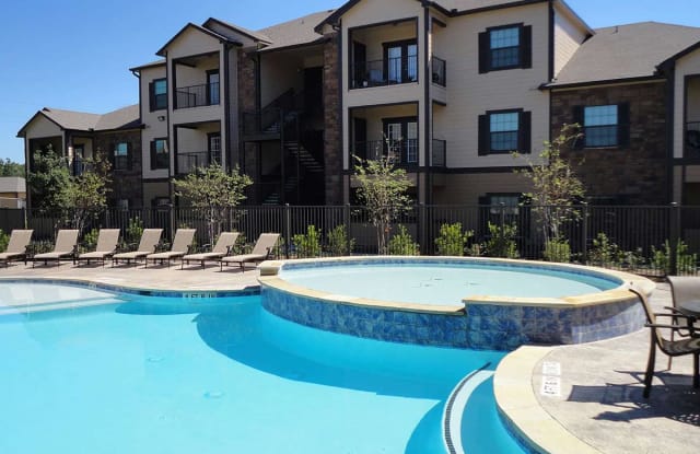 Hudson Trails Apartment Homes Gallery 3