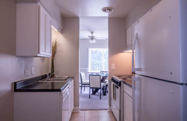 Arbors of Glen Ellyn photos photos