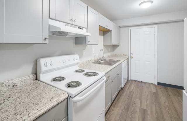 The Residences at Lakeview Gallery 2