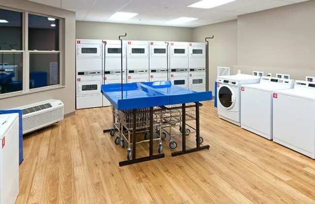 College Suites at Washington Square - Student Housing Gallery 2