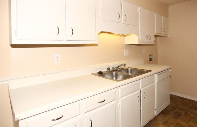 Creekside Place Apartments photos photos