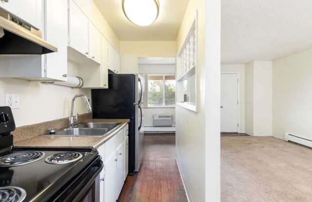Meridian Garden Apartments photos photos