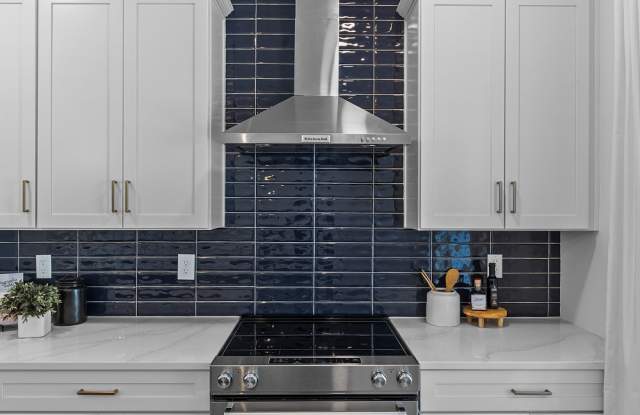 The Collection 31st photos photos