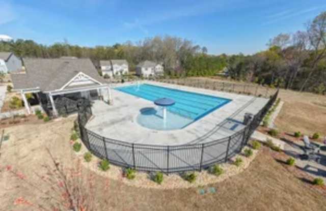 Westfield Townhomes photos photos