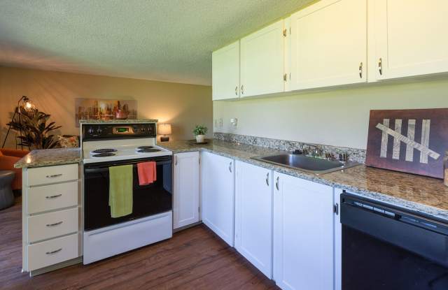 Columbia Green photos photos