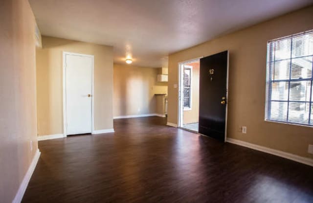 Tidwell Park Apartments Gallery 2