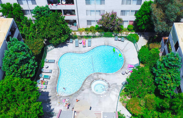 Woodland House photos photos