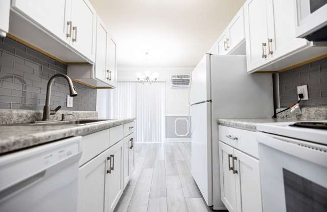 Fox Meadow Apartment Homes photos photos