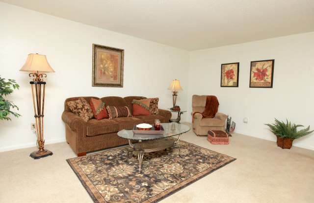 Huron Heights Gallery 2