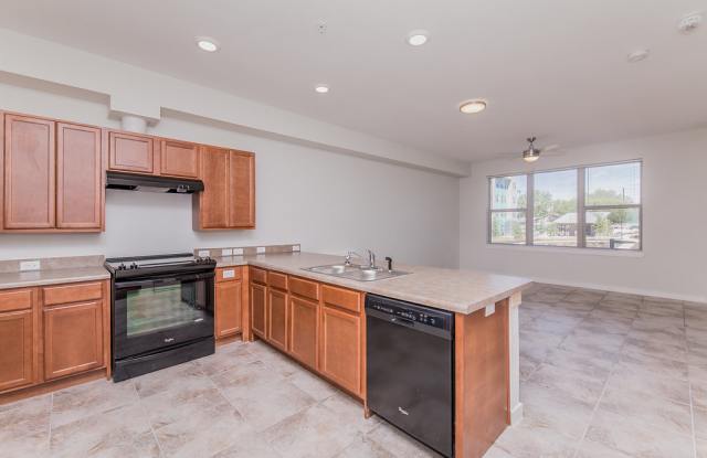 Lakeline Station - Affordable Housing Gallery 4