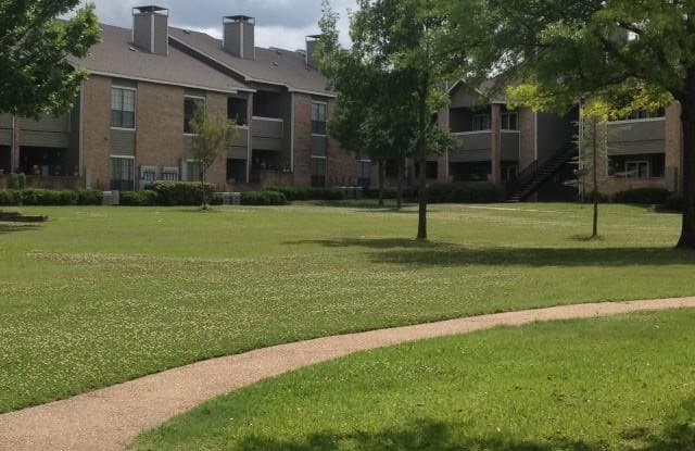 Creekview Apartment Homes Gallery 4