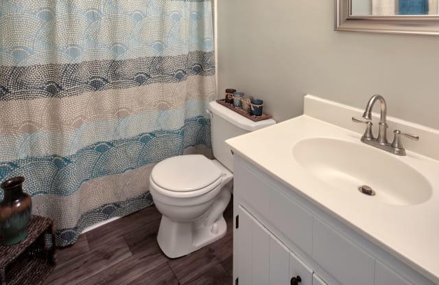 The Sterling Apartment Homes Gallery 3