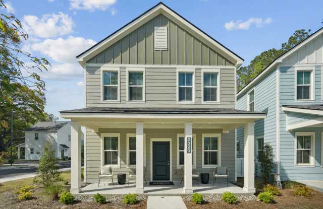 Hamlet Avalon Park photos photos