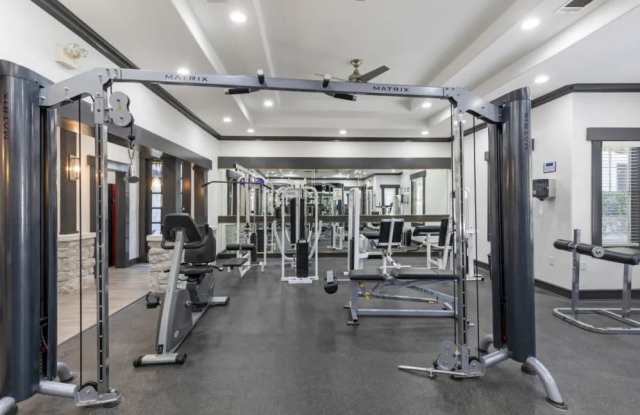 Keystone Falls Apartment Homes Gallery 3