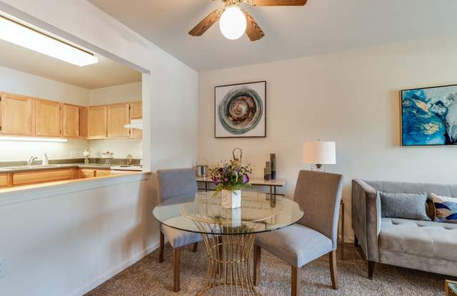 Grandhaven Manor - Senior Living Gallery 3
