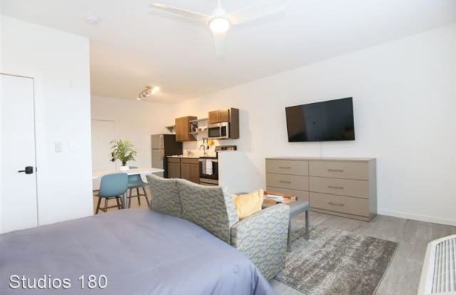 Studios180 Gallery 2