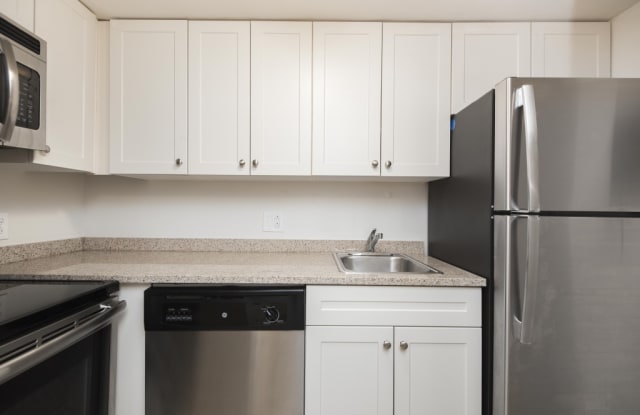 2311 Spruce Street photos photos