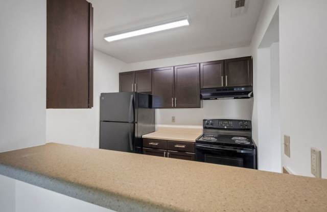 Hauenstein Hills Apartments I & II - Affordable Housing Gallery 4