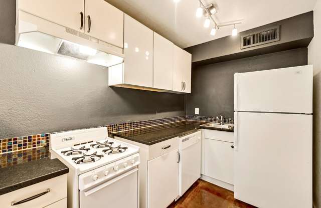 West 7th Apartments Gallery 2