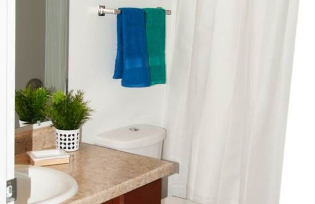 Pier 39 Apartments & Townhomes Gallery 4