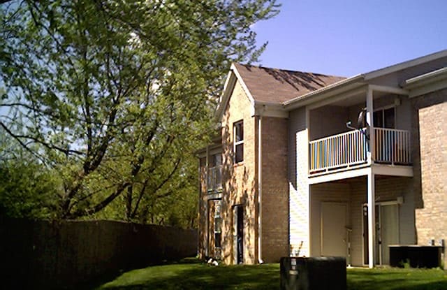 Misty Glen photos photos