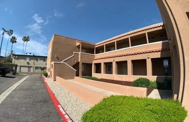 Villa Rivera Gallery 4