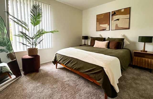 Lexington Manor Gallery 3