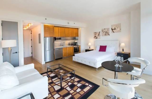 The Garnet photos photos