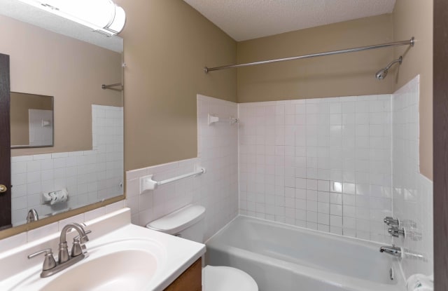 Johnson Parkway - 1334 photos photos