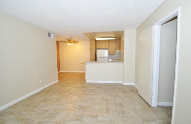 Oak Hill Apartments Gallery 2