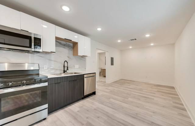 4317 Gaston Gallery 2