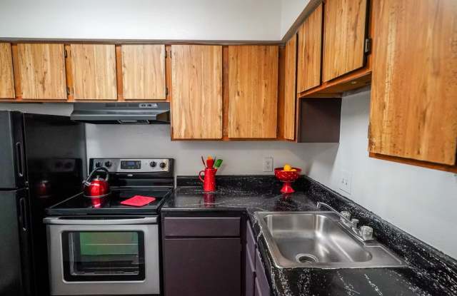 Pecan Square Village on Cranbrook photos photos