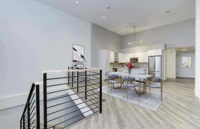 Legacy West End Gallery 1