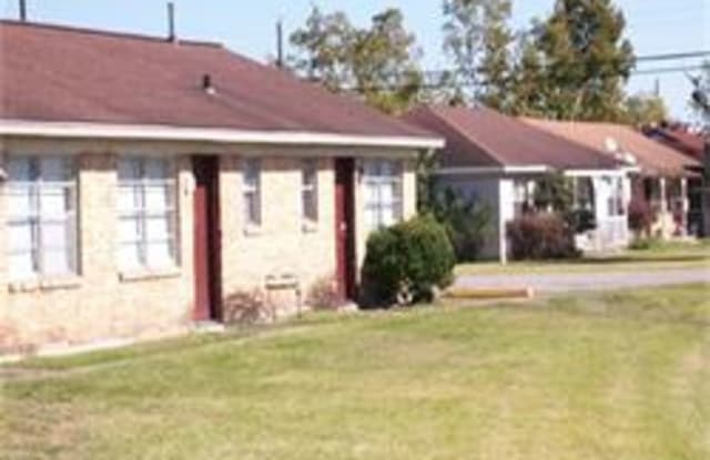 Riverbrook Apartments Gallery 2