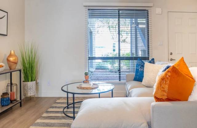 Riverside Apartments Gallery 3