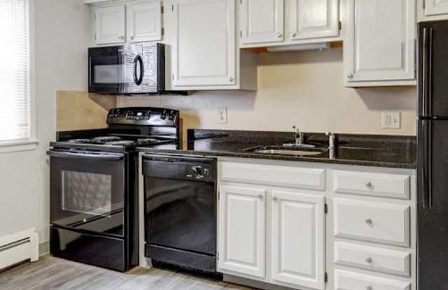Tanglewood Village photos photos