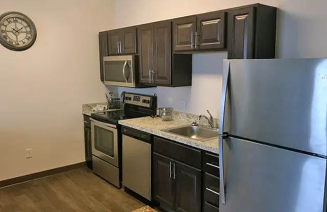 College Suites at Hudson Valley - Student Housing Gallery 3