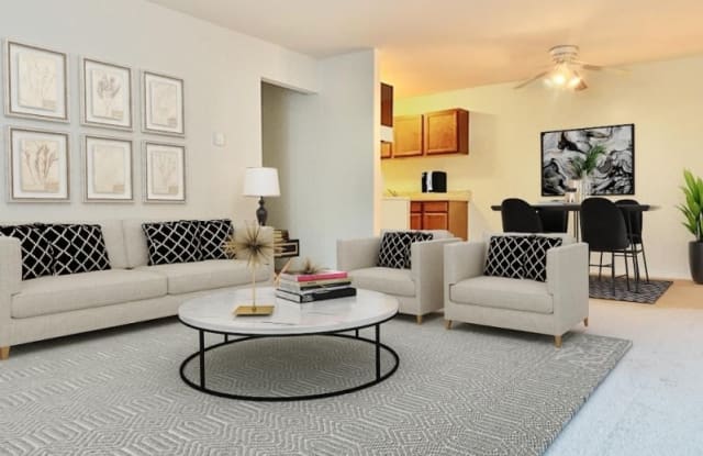 Village Oaks Apartments Gallery 2
