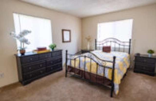 Castlegate Apartment Homes Gallery 4