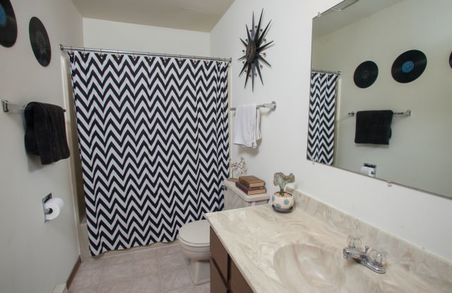 Applegate Apartments Gallery 2