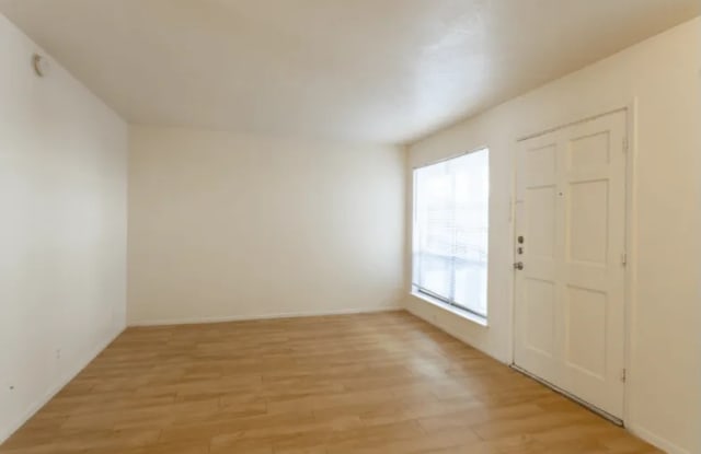 Oak Park Gallery 2