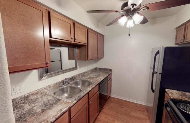 Metro Plex Apartments Gallery 2