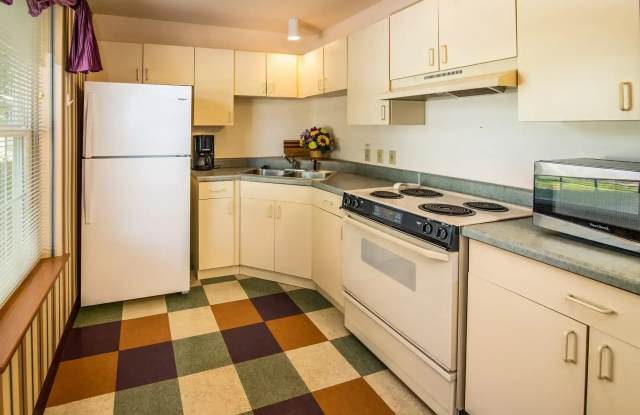 Brookside I - Senior Housing Gallery 2