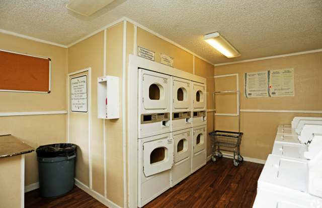 Crossings at Irving Apartments Gallery 4