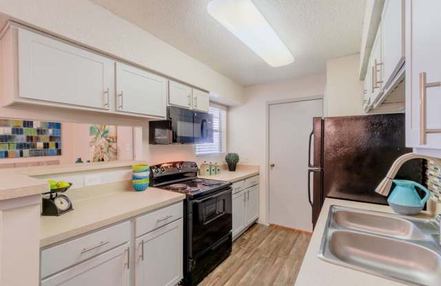 Cottages at Bedford Apartments photos photos