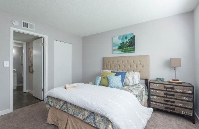 Azure East Apartments Gallery 3