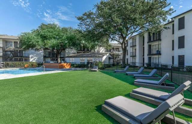 Villas on Rosemeade East Gallery 4
