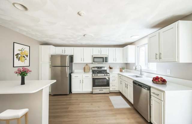Birchwood Hills Townhomes photos photos