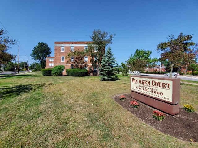 Van Aken Court Cleveland OH apartments for rent Van Aken Court Cleveland OH apartments for rent