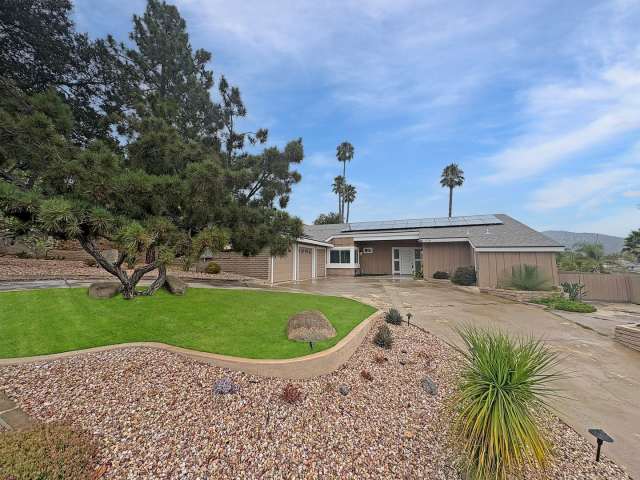 Spacious 5BD/4BA Poway Home with Hill Views, Modern Upgrades Large ...